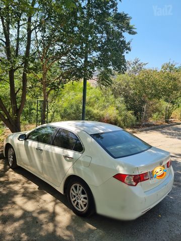 מודעת רכב הונדה אקורד