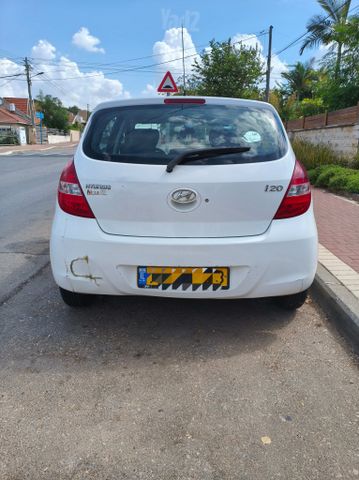 יונדאי i20
