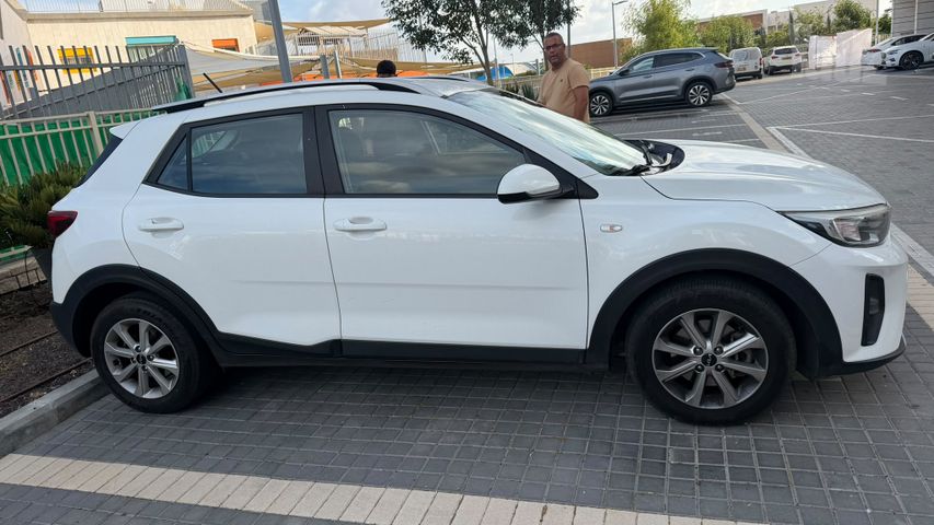 קיה סטוניק