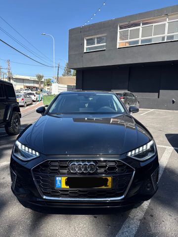 אאודי A4