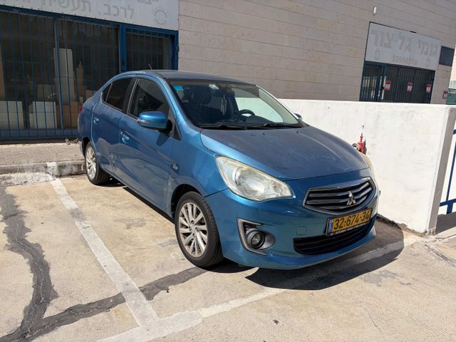 מיצובישי אטראז'