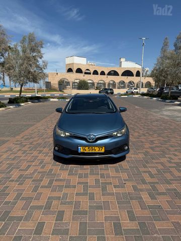 טויוטה אוריס