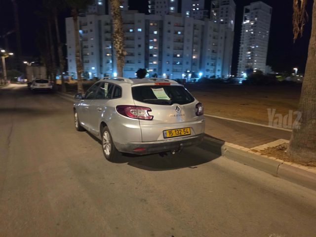 רנו מגאן