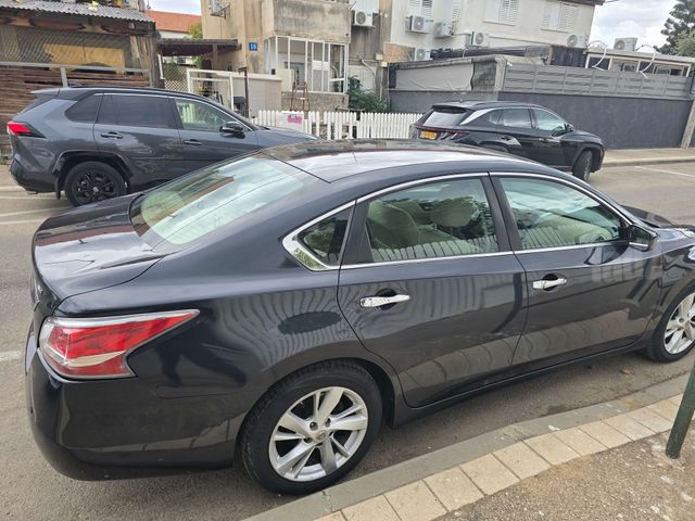 מודעת רכב ניסאן אלטימה