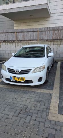 טויוטה קורולה