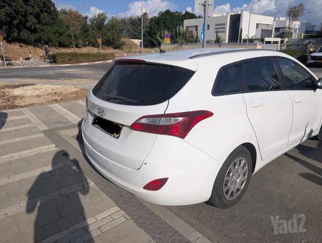 יונדאי i30