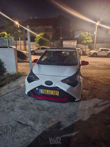 מודעת רכב טויוטה אייגו