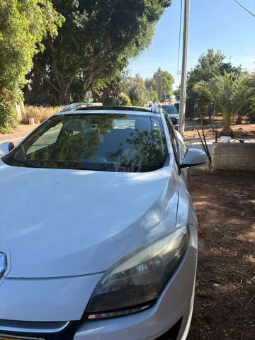 רנו מגאן