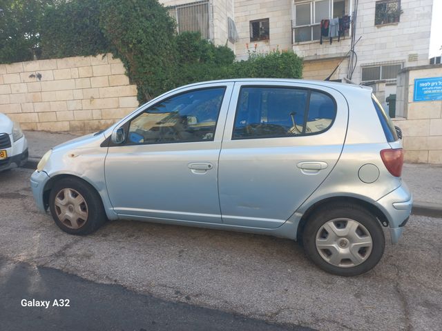 מודעת רכב טויוטה יאריס