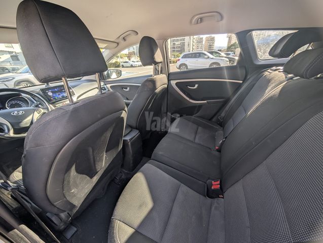 יונדאי i30
