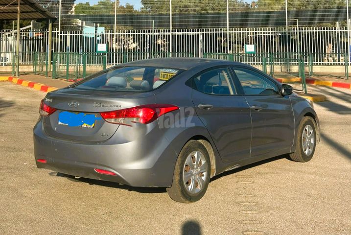 יונדאי I35