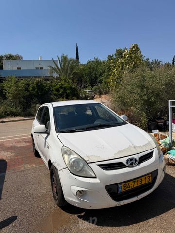 יונדאי i20