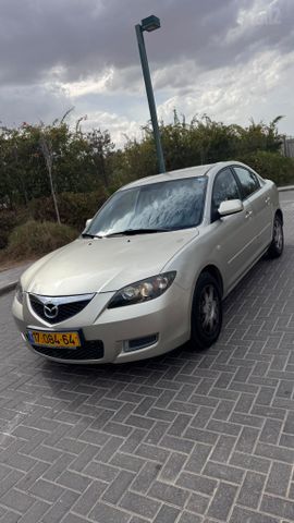 מאזדה 3