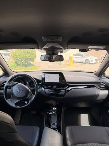 טויוטה C-HR