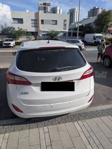 יונדאי i30