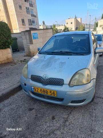 טויוטה יאריס