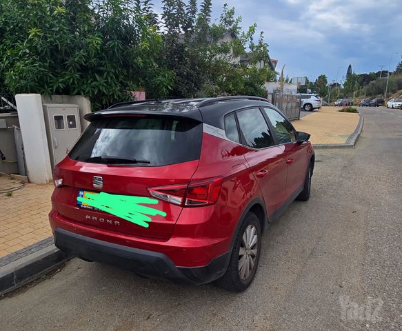 סיאט ארונה