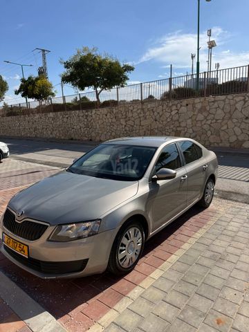 סקודה אוקטביה