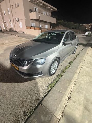 סקודה אוקטביה