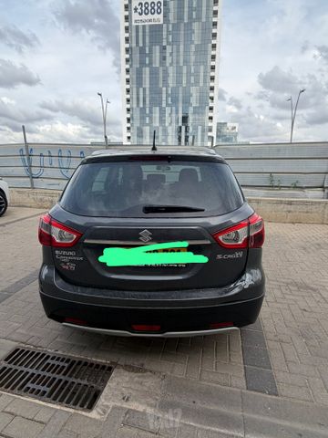 סוזוקי קרוסאובר