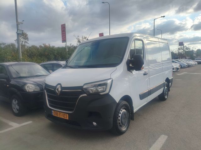 רנו מאסטר