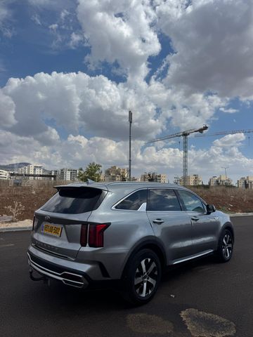קיה סורנטו