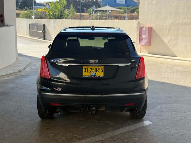 קאדילק XT5
