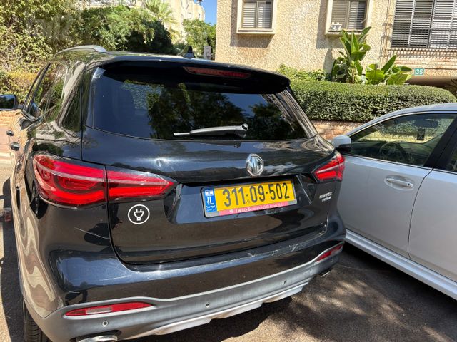 אם ג'י EHS PHEV