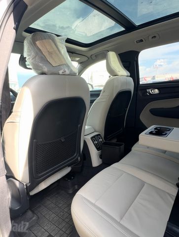 וולוו XC40