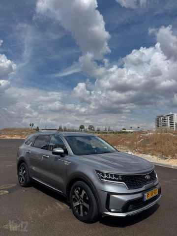 קיה סורנטו
