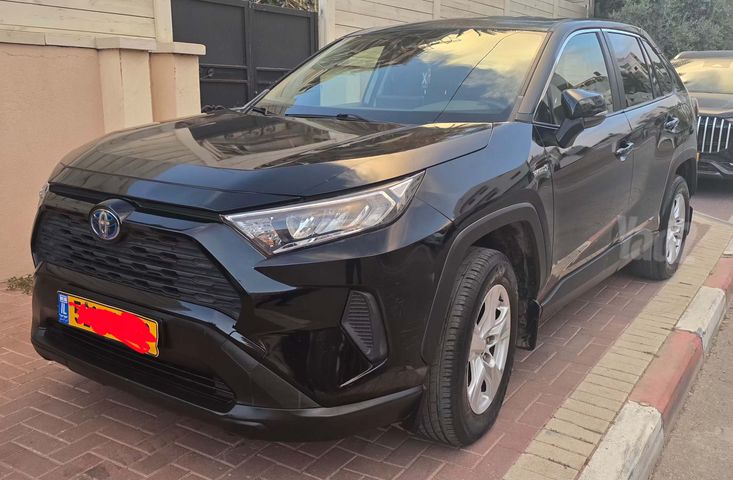 טויוטה RAV4