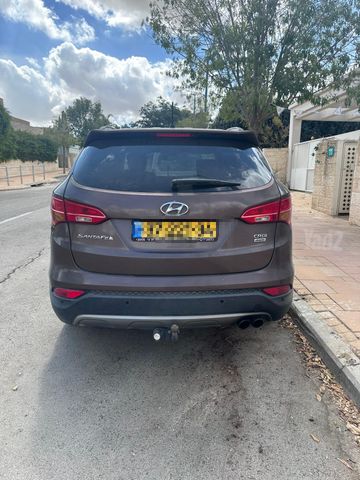 יונדאי סנטה פה