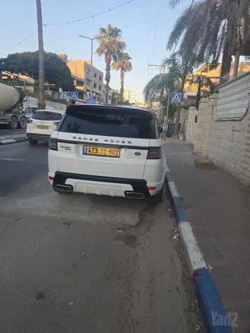 לנד רובר ריינג' רובר ספורט