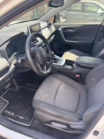 טויוטה RAV4