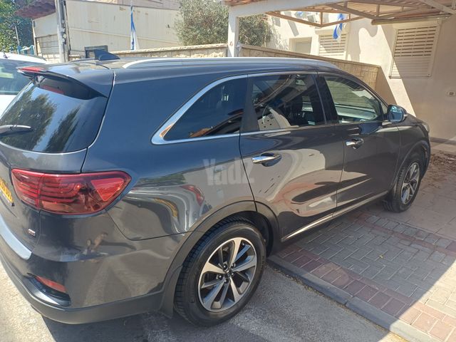 קיה סורנטו