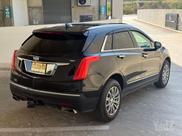 קאדילק XT5