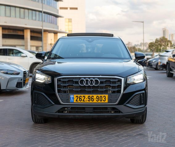 מודעת רכב אאודי Q2 1