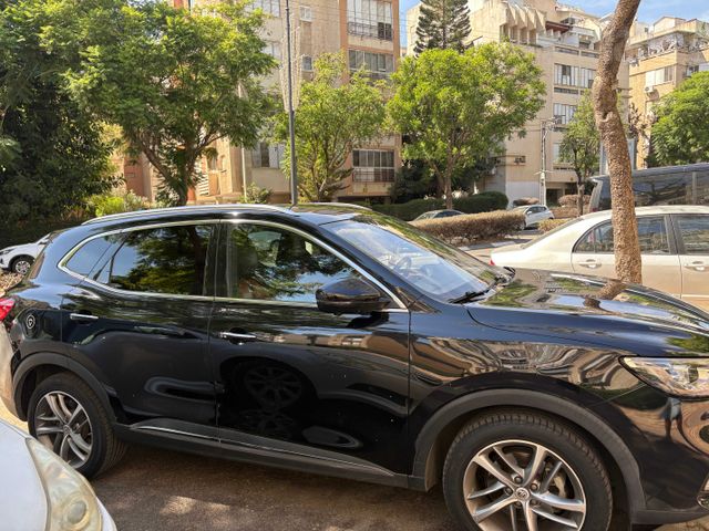 אם ג'י EHS PHEV