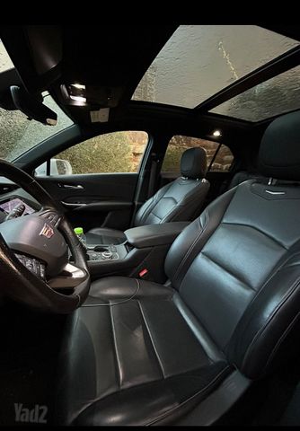 קאדילק XT4