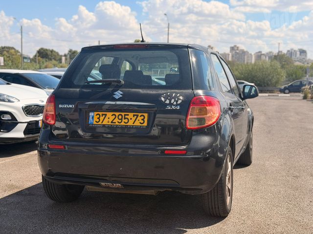 סוזוקי SX4