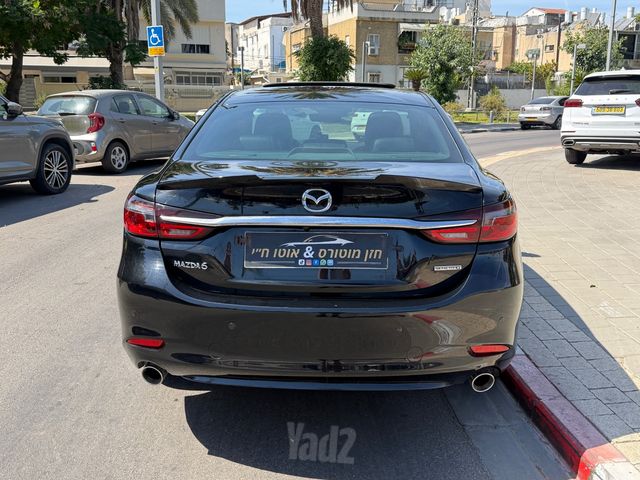 מאזדה 6