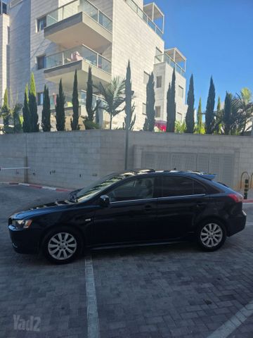 מיצובישי לנסר