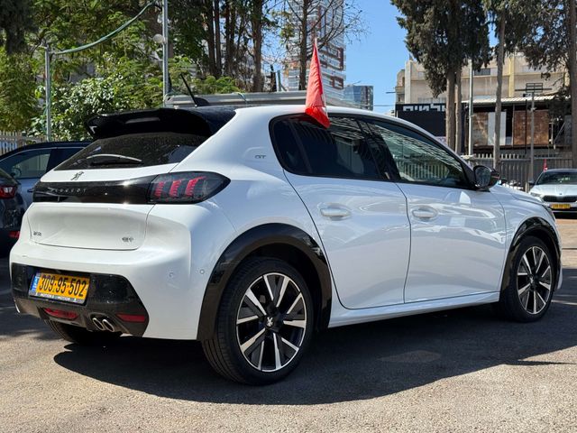 פיג'ו 208