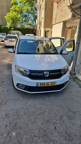 דאצ'יה סנדרו