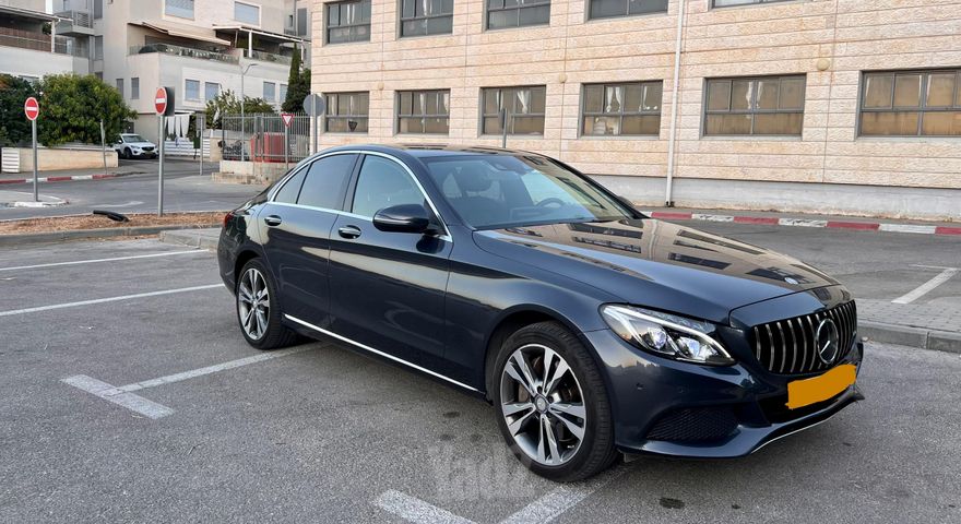 מרצדס-בנץ C-class