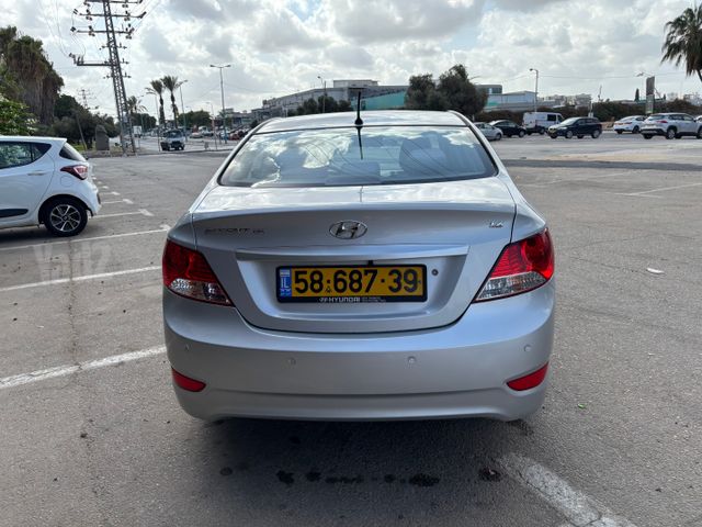 יונדאי אקסנט i25