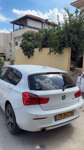 מודעת רכב ב מ וו סדרה 1
