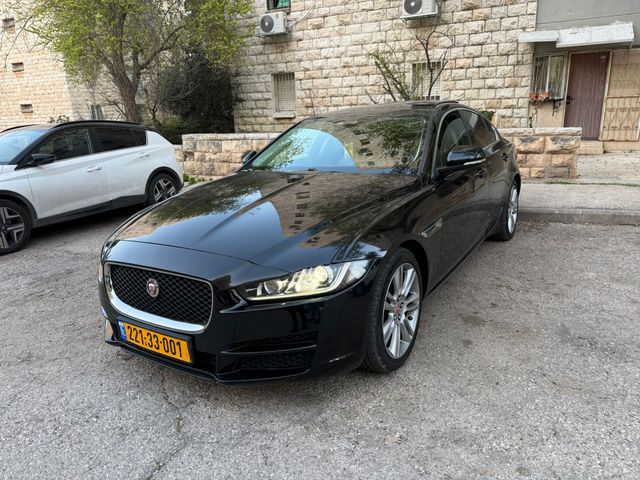 יגואר XE