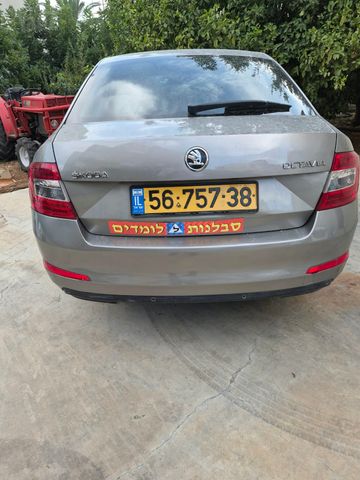 סקודה אוקטביה