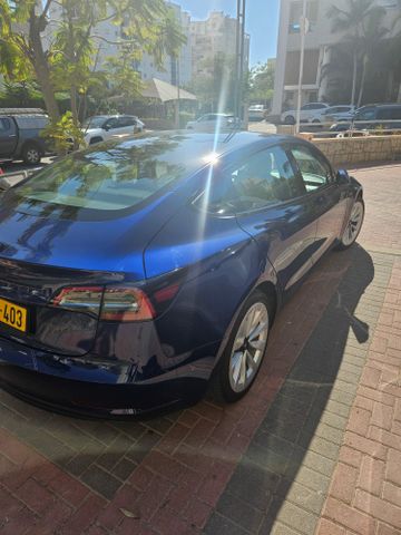 טסלה מודל 3